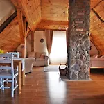 Oaza Pod Strzecha Klimatyczny Dom Na Wylacznosc Z Jacuzzi I Duzym Ogrodem