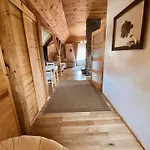 Oaza Pod Strzecha Klimatyczny Dom Na Wylacznosc Z Jacuzzi I Duzym Ogrodem * Ustronie Morskie
