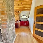 Oaza Pod Strzecha Klimatyczny Dom Na Wylacznosc Z Jacuzzi I Duzym Ogrodem Apartment *