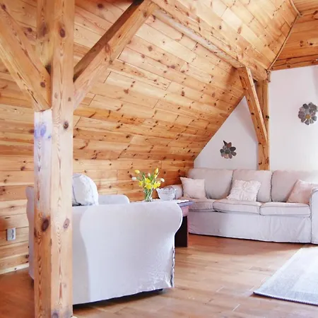 Oaza Pod Strzechą Klimatyczny Dom Na Wyłączność Z Jacuzzi I Dużym Ogrodem Ustronie Morskie
