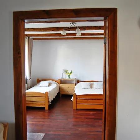 Oaza Pod Strzecha Klimatyczny Dom Z 3 Sypialniami Na Wylacznosc Z Kominkiem I Duzym Ogrodem