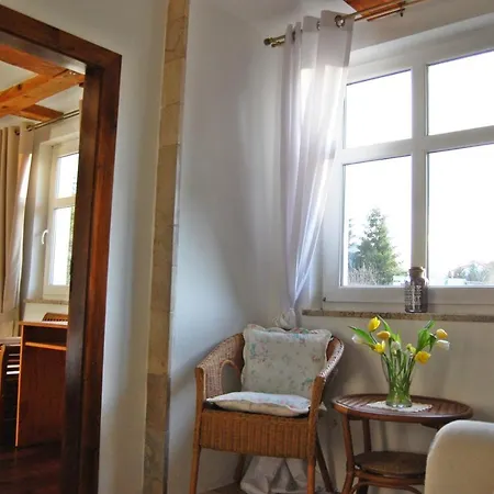 Apartament Oaza Pod Strzechą Klimatyczny Dom Na Wyłączność Z Jacuzzi I Dużym Ogrodem Ustronie Morskie