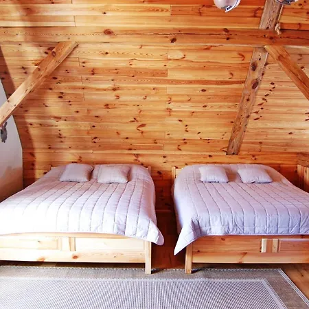 Oaza Pod Strzecha Klimatyczny Dom Z 3 Sypialniami Na Wylacznosc Z Kominkiem I Duzym Ogrodem شقة *