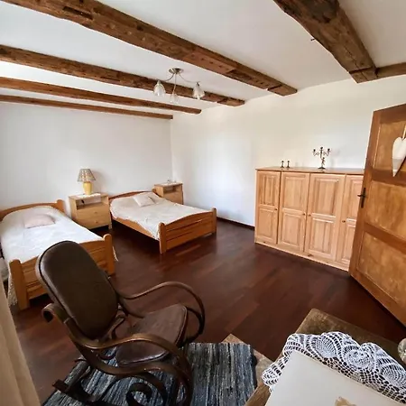 Oaza Pod Strzechą Klimatyczny Dom Na Wyłączność Z Jacuzzi I Dużym Ogrodem Ustronie Morskie