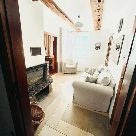 Oaza Pod Strzecha Klimatyczny Dom Z 3 Sypialniami Na Wylacznosc Z Kominkiem I Duzym Ogrodem *