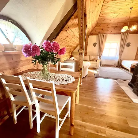 شقة Oaza Pod Strzecha Klimatyczny Dom Z 3 Sypialniami Na Wylacznosc Z Kominkiem I Duzym Ogrodem أوسترونيه مورسكية