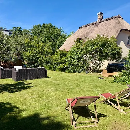 Oaza Pod Strzecha -dom Na Wylacznosc Z Jacuzzi, Duzym Ogrodem I 3 Sypialniami
